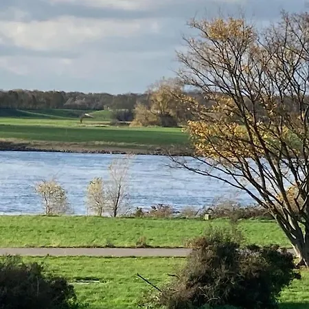 Am Rhein Ganze Netflix Internet 1000 Mbits, Free Parking