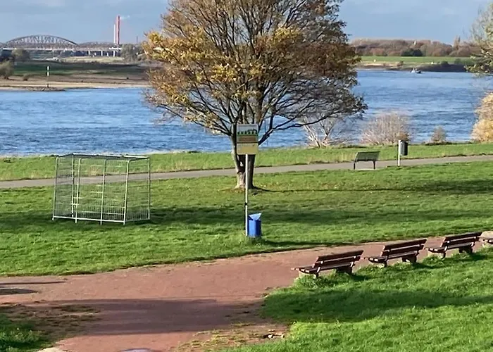 Am Rhein Ganze Netflix Internet 1000 Mbits, Free Parking * Duisburg