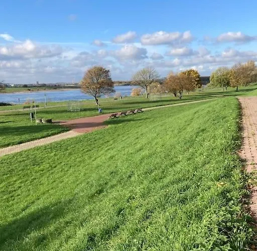 Am Rhein Ganze Netflix Internet 1000 Mbits, Free Parking Apartment